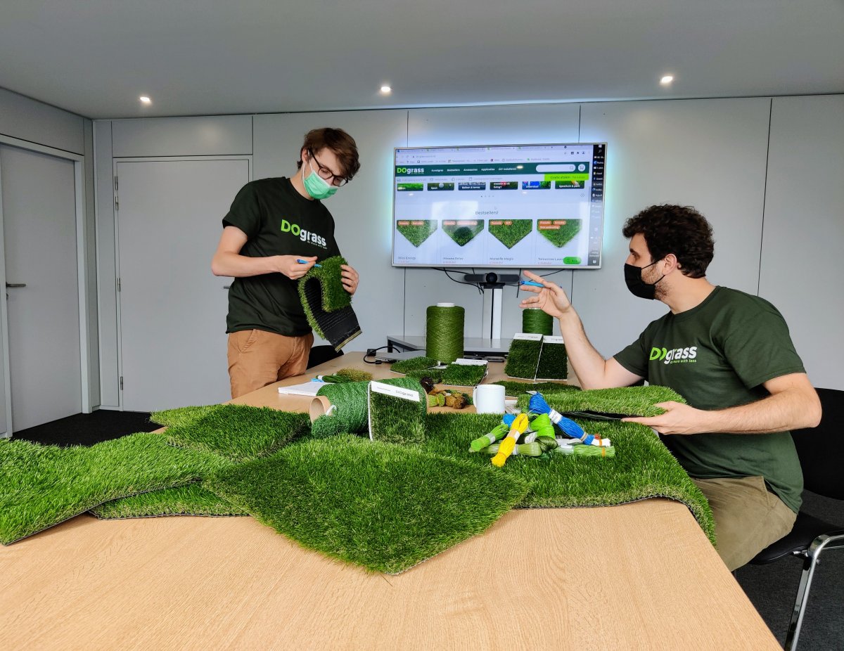 what-types-of-artificial-grass-are-there-blog-dograss